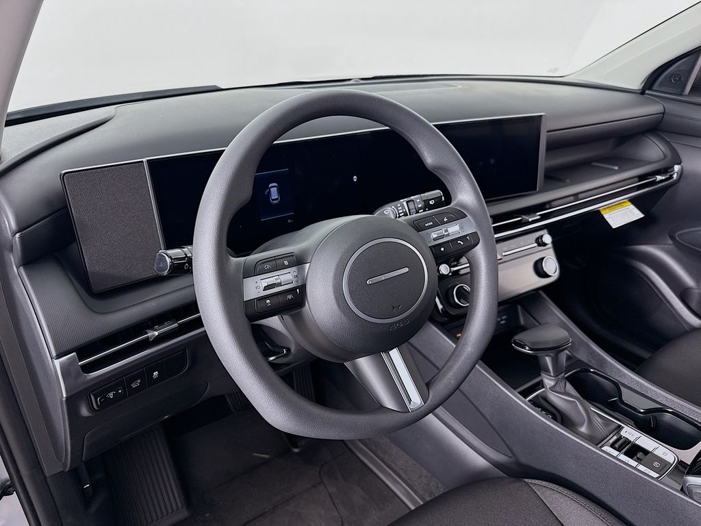 2026 Hyundai Tucson SEL Image 17 of 31