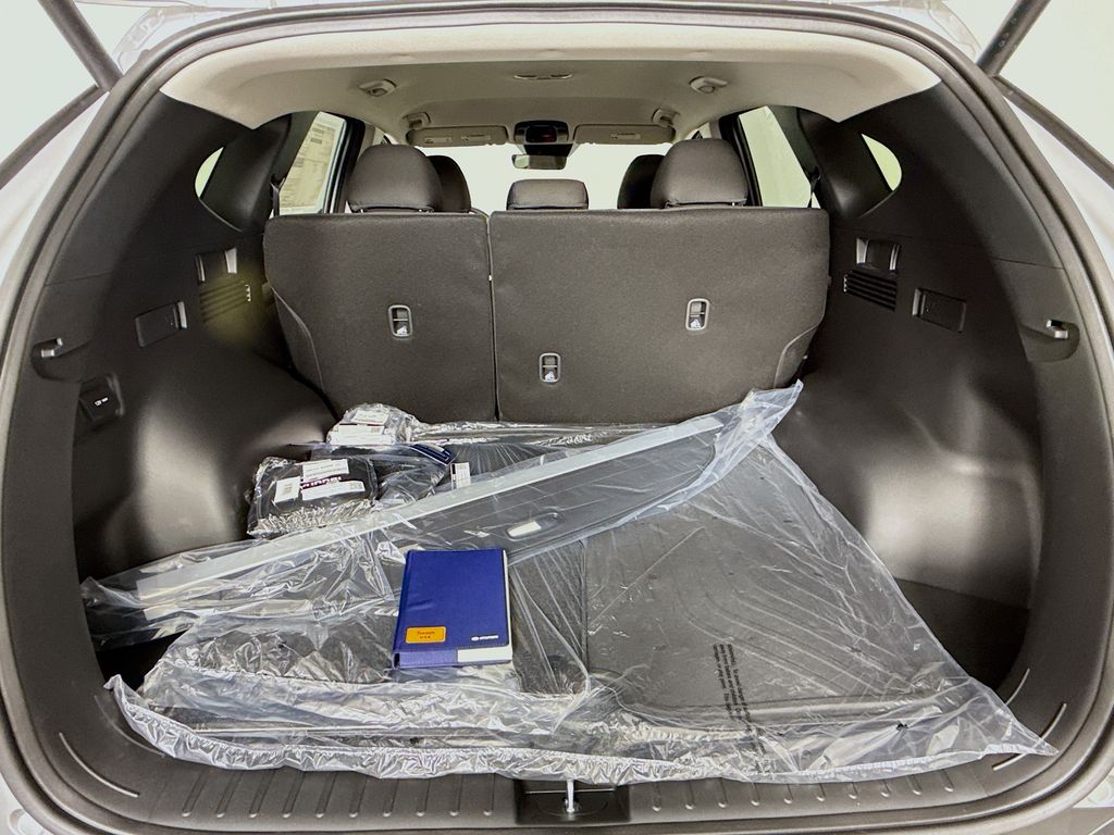 2026 Hyundai Tucson SEL Image 11 of 31
