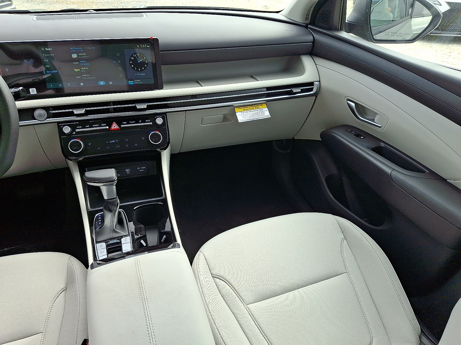 2026 Hyundai Tucson SEL Image 17 of 20