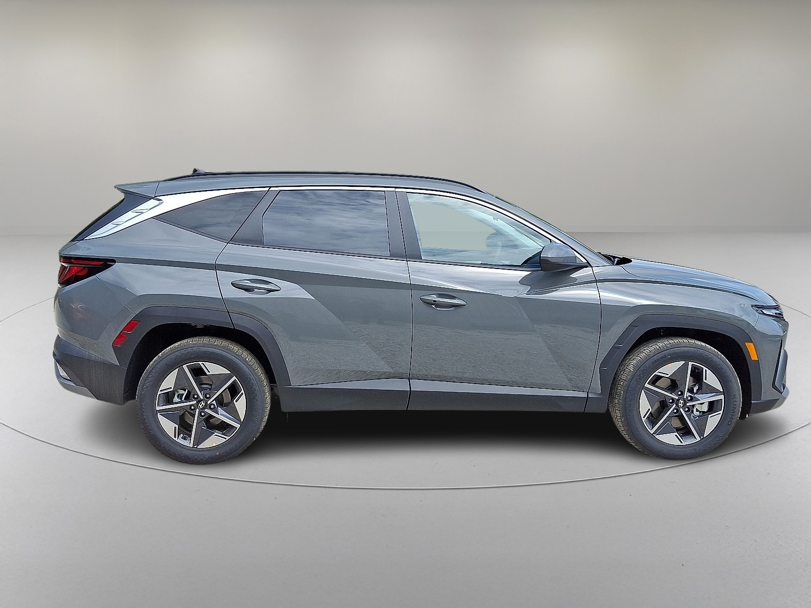 2026 Hyundai Tucson SEL Image 4 of 20