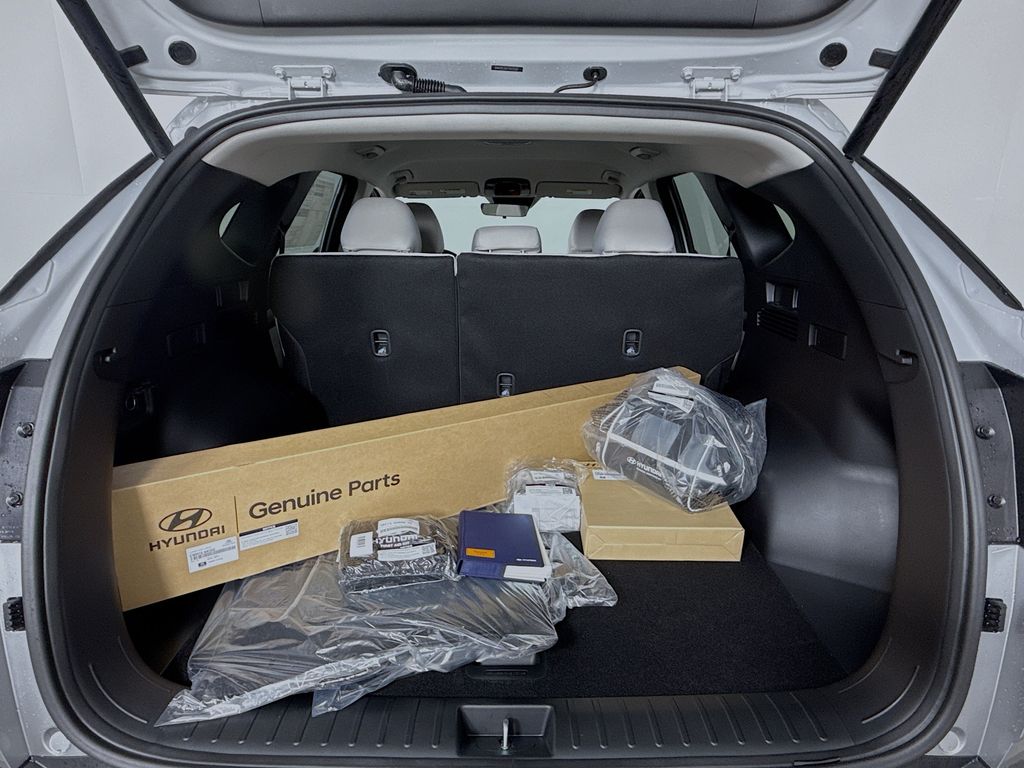 2026 Hyundai Tucson SEL Image 11 of 31