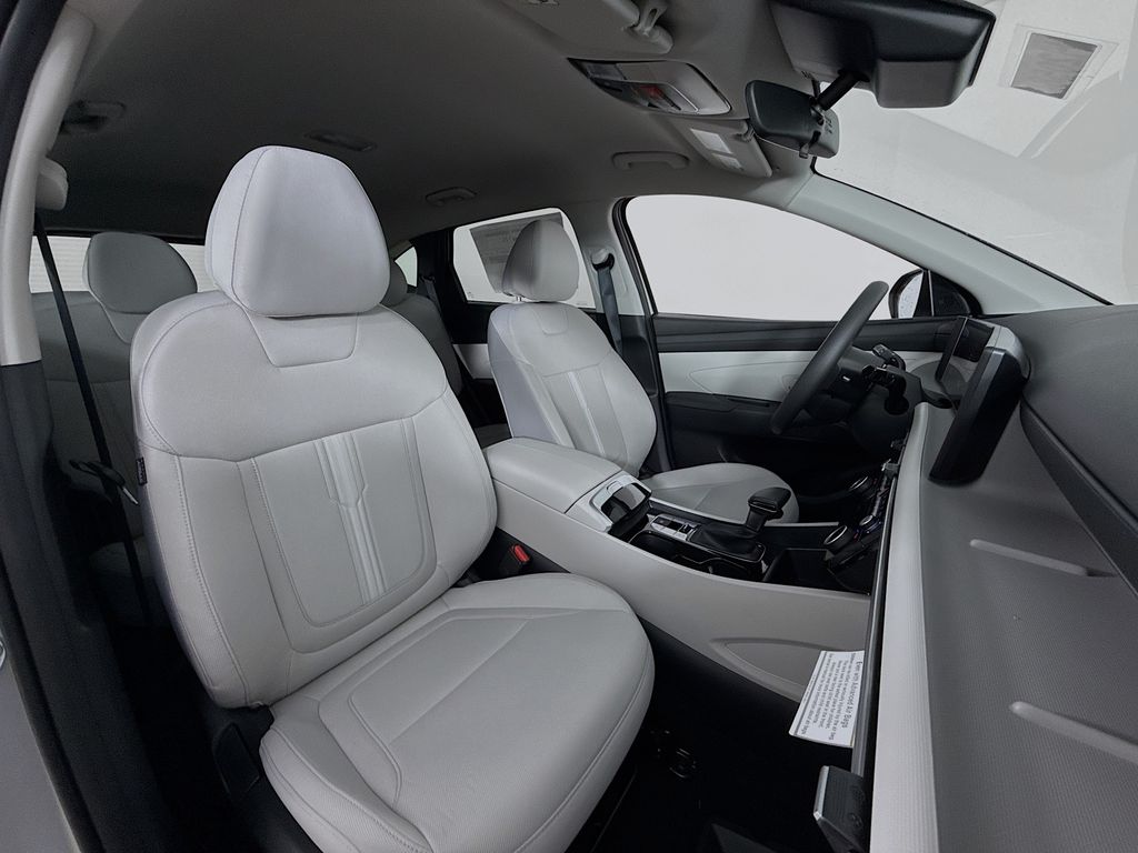 2026 Hyundai Tucson SEL Image 13 of 31