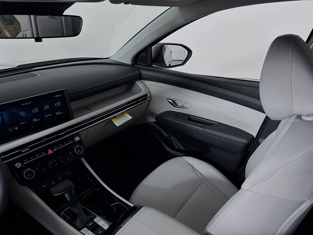 2026 Hyundai Tucson SEL Image 19 of 31