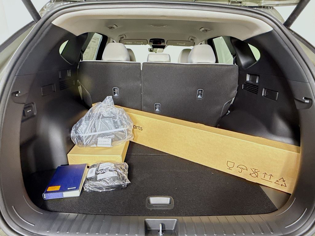 2026 Hyundai Tucson SEL Image 11 of 31