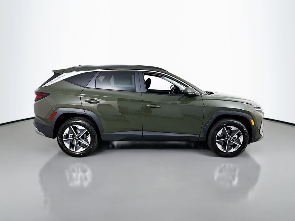 2026 Hyundai Tucson SEL Image 4 of 31