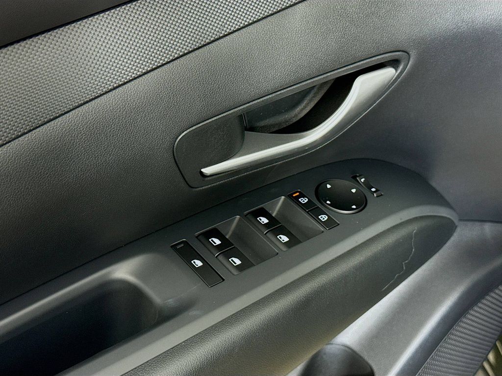 2026 Hyundai Tucson SEL Image 29 of 31