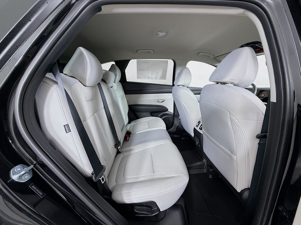 2026 Hyundai Tucson SEL Image 15 of 31