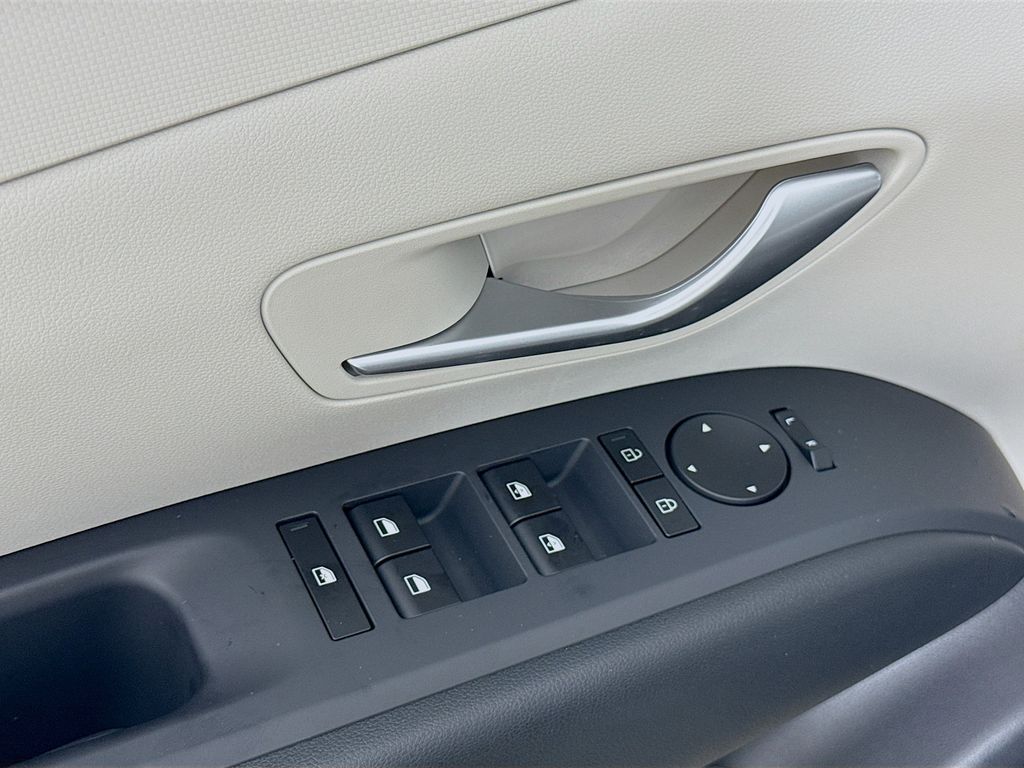 2026 Hyundai Tucson SEL Image 31 of 31