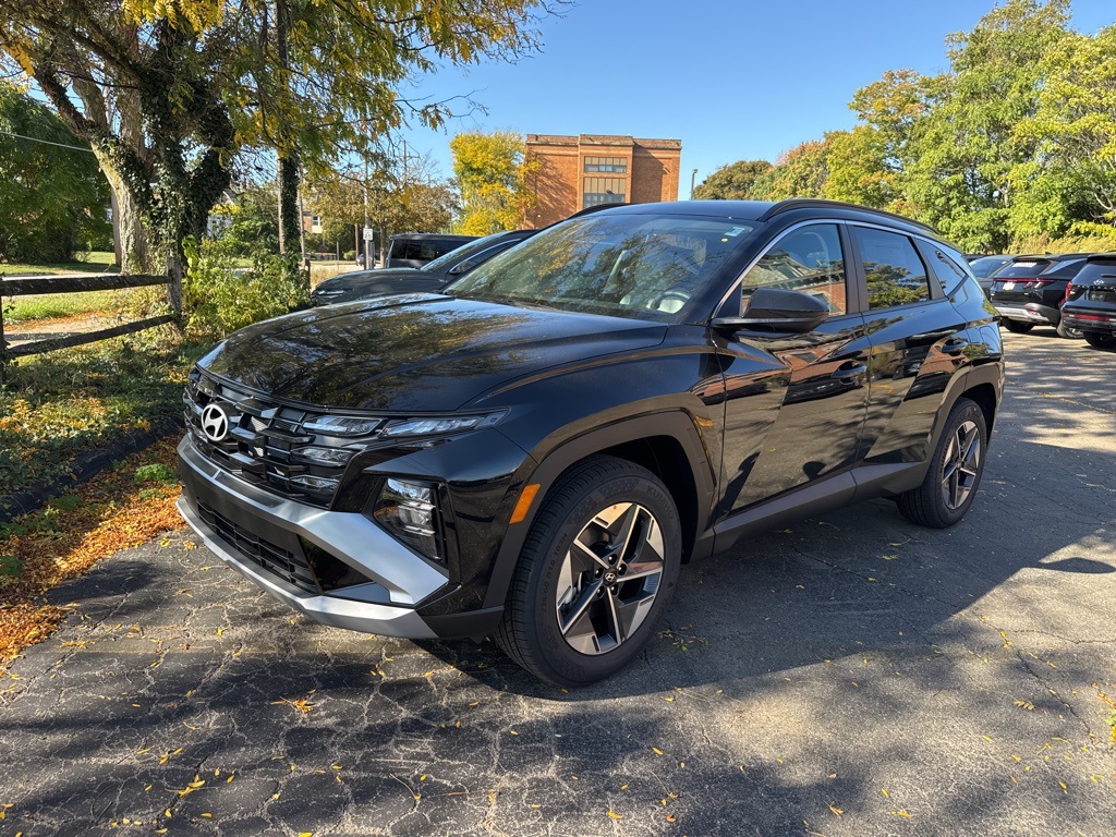 2026 Hyundai Tucson SEL Image 1 of 35