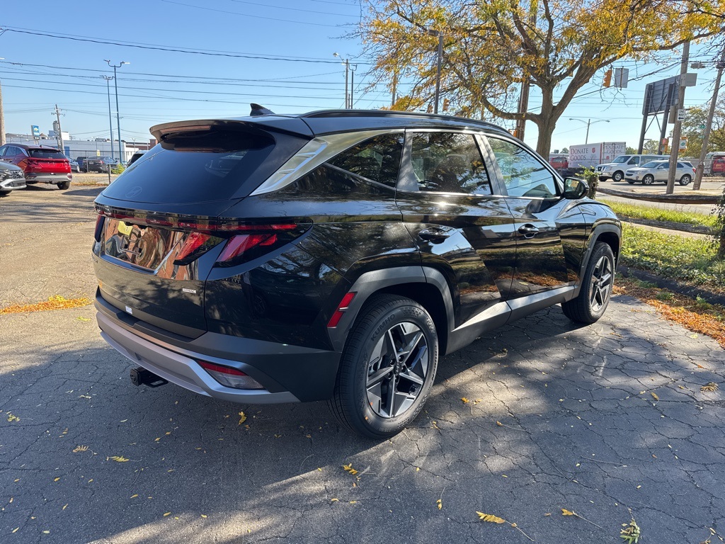 2026 Hyundai Tucson SEL Image 4 of 35