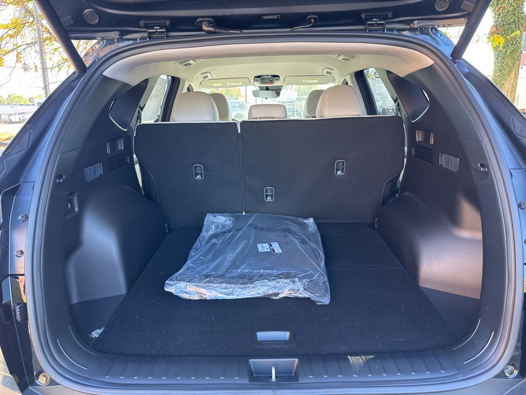 2026 Hyundai Tucson SEL Image 9 of 35