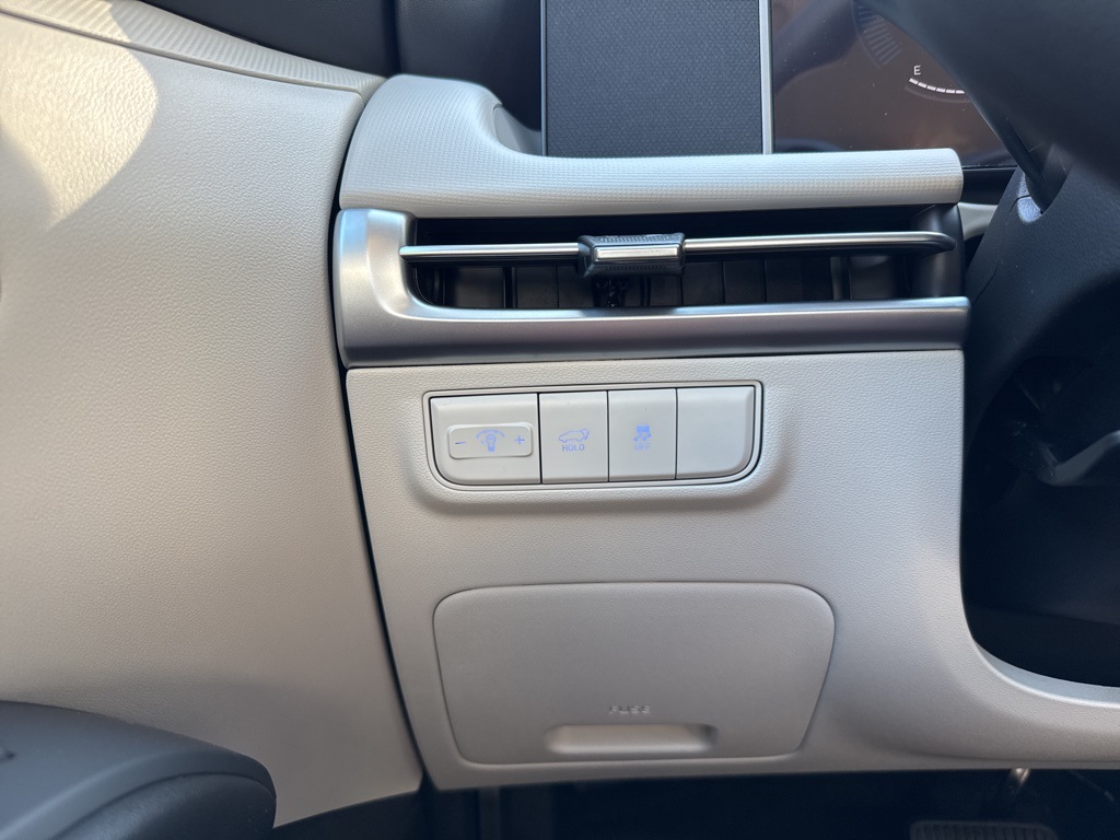 2026 Hyundai Tucson SEL Image 25 of 35