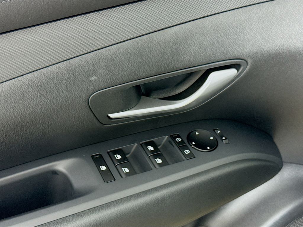 2026 Hyundai Tucson SEL Image 31 of 31