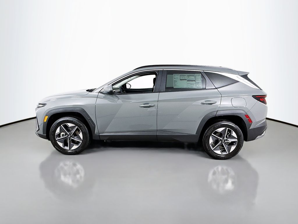 2026 Hyundai Tucson SEL Image 8 of 31