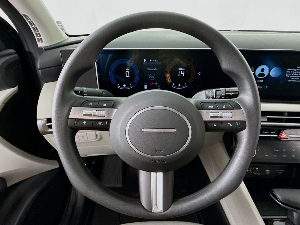 2026 Hyundai Tucson SEL Image 28 of 31