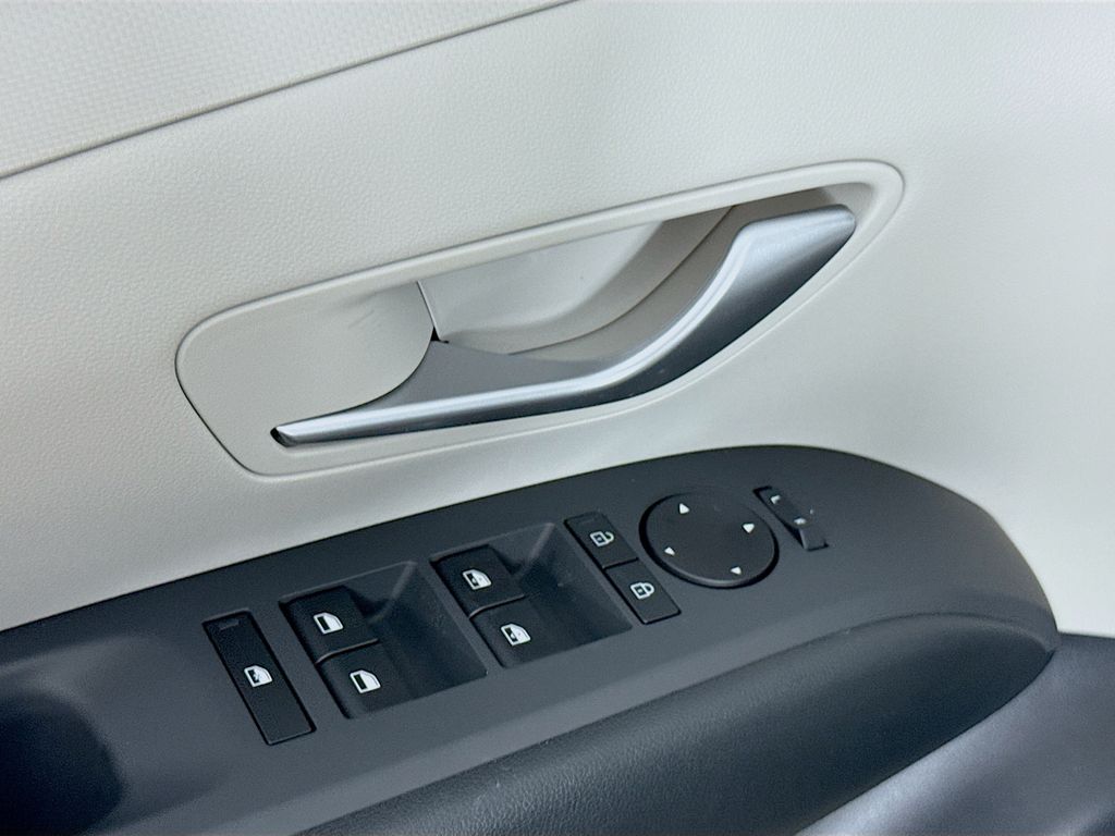 2026 Hyundai Tucson SEL Image 30 of 31