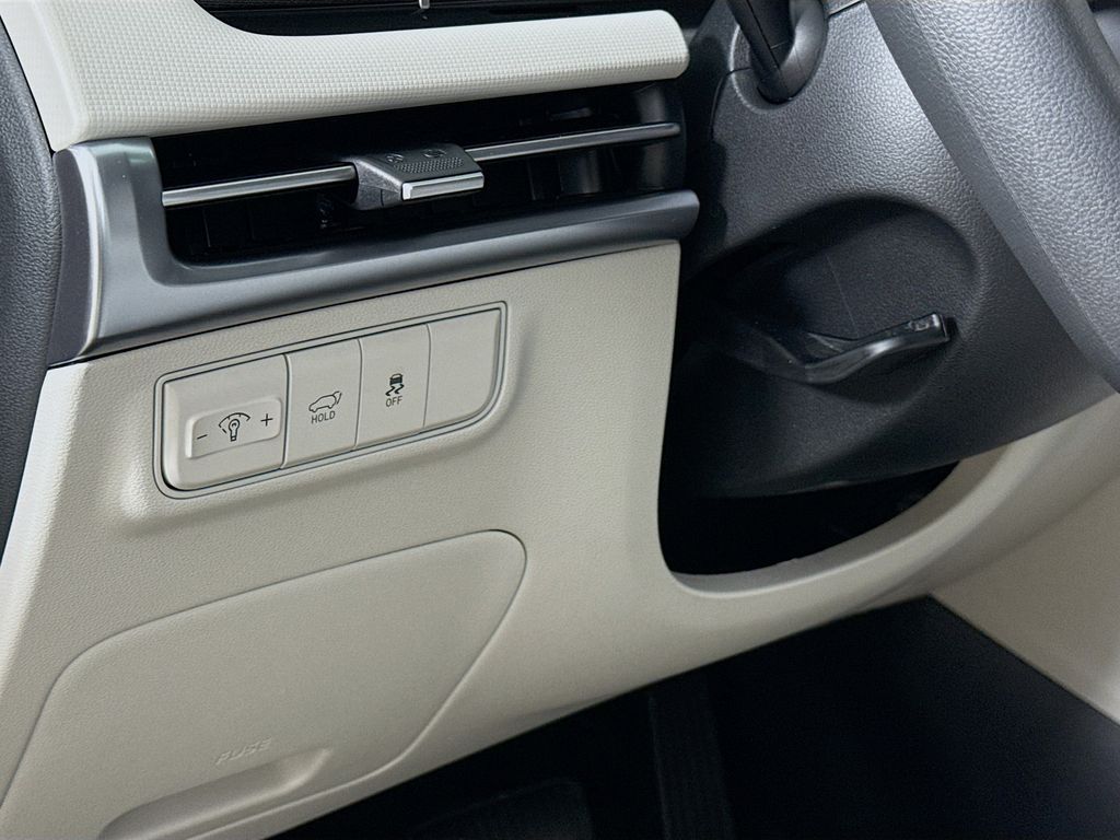 2026 Hyundai Tucson SEL Image 29 of 31