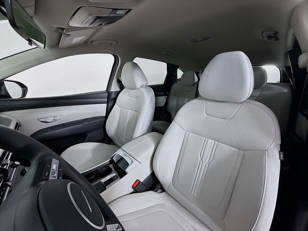 2026 Hyundai Tucson SEL Image 12 of 31