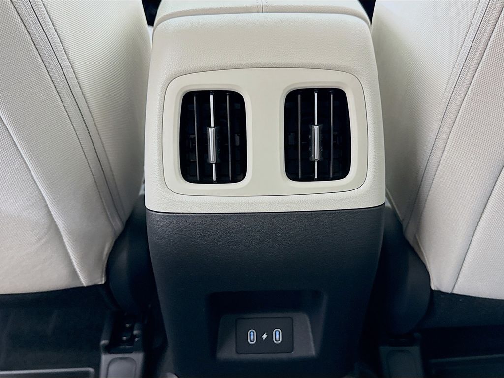 2026 Hyundai Tucson SEL Image 25 of 31