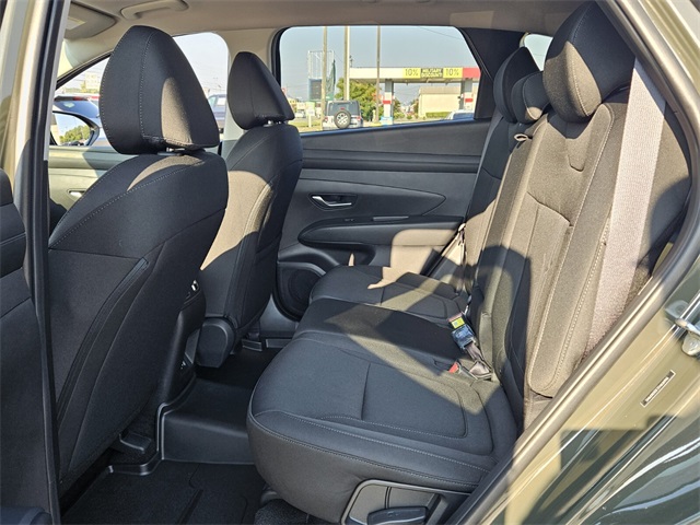2026 Hyundai Tucson SEL Premium Image 13 of 27