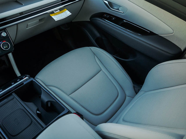 2026 Hyundai Tucson Hybrid Limited Image 19 of 25