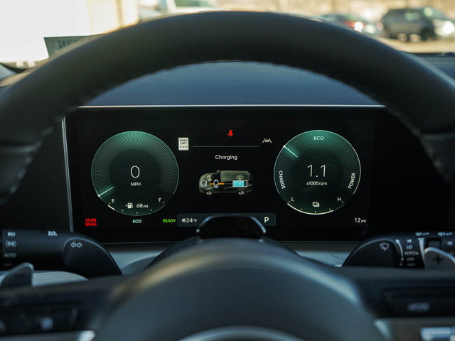 2026 Hyundai Tucson Hybrid Limited Image 16 of 25