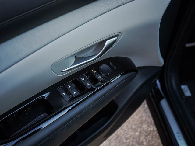 2026 Hyundai Tucson Hybrid Limited Image 24 of 25