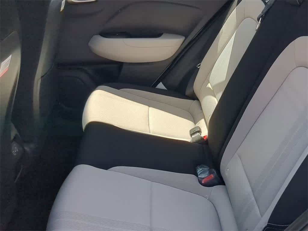 2026 Hyundai Venue SEL Image 13 of 33