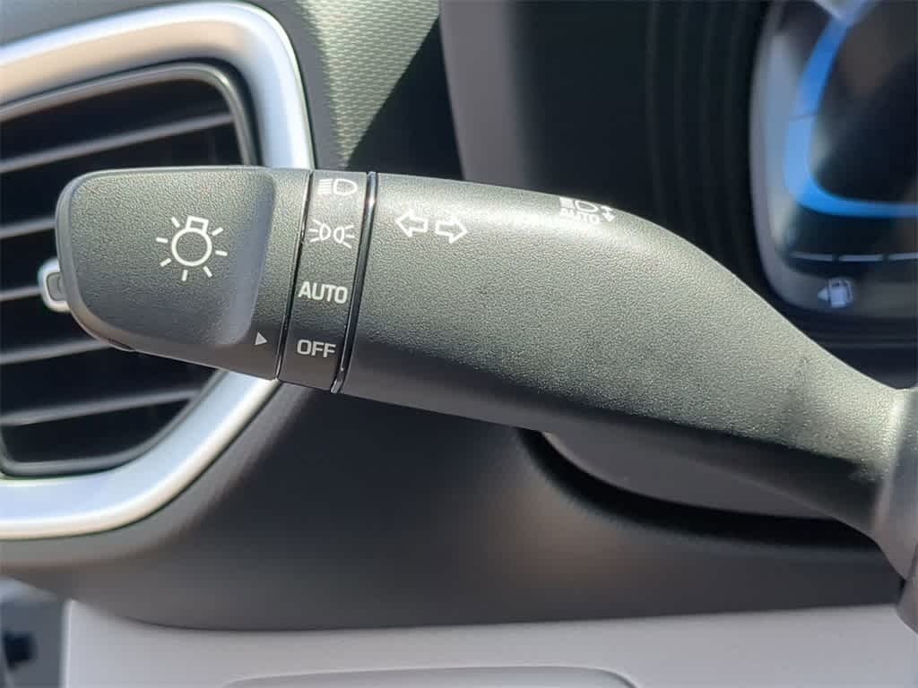 2026 Hyundai Venue SEL Image 22 of 33