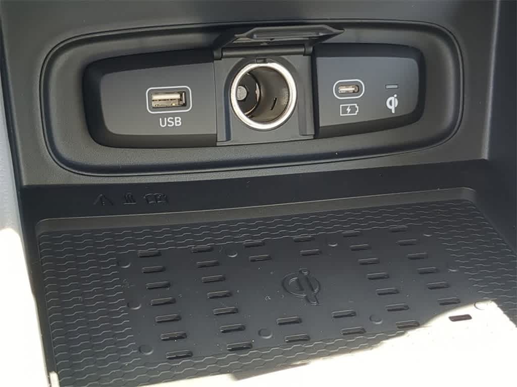 2026 Hyundai Venue SEL Image 30 of 33