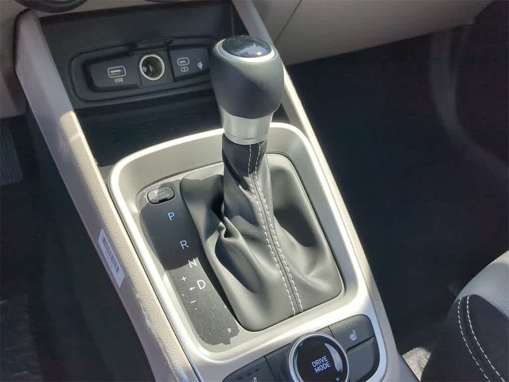 2026 Hyundai Venue SEL Image 20 of 33