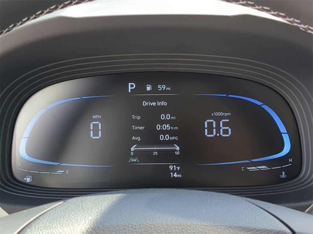 2026 Hyundai Venue SEL Image 18 of 33