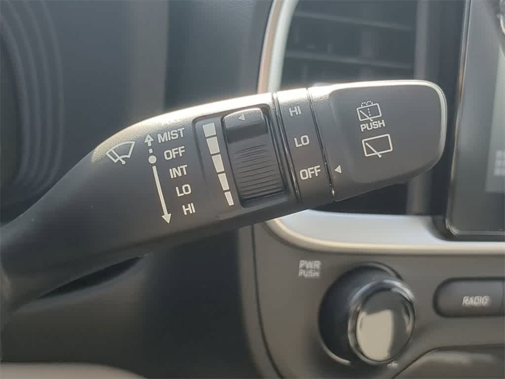 2026 Hyundai Venue SEL Image 23 of 33