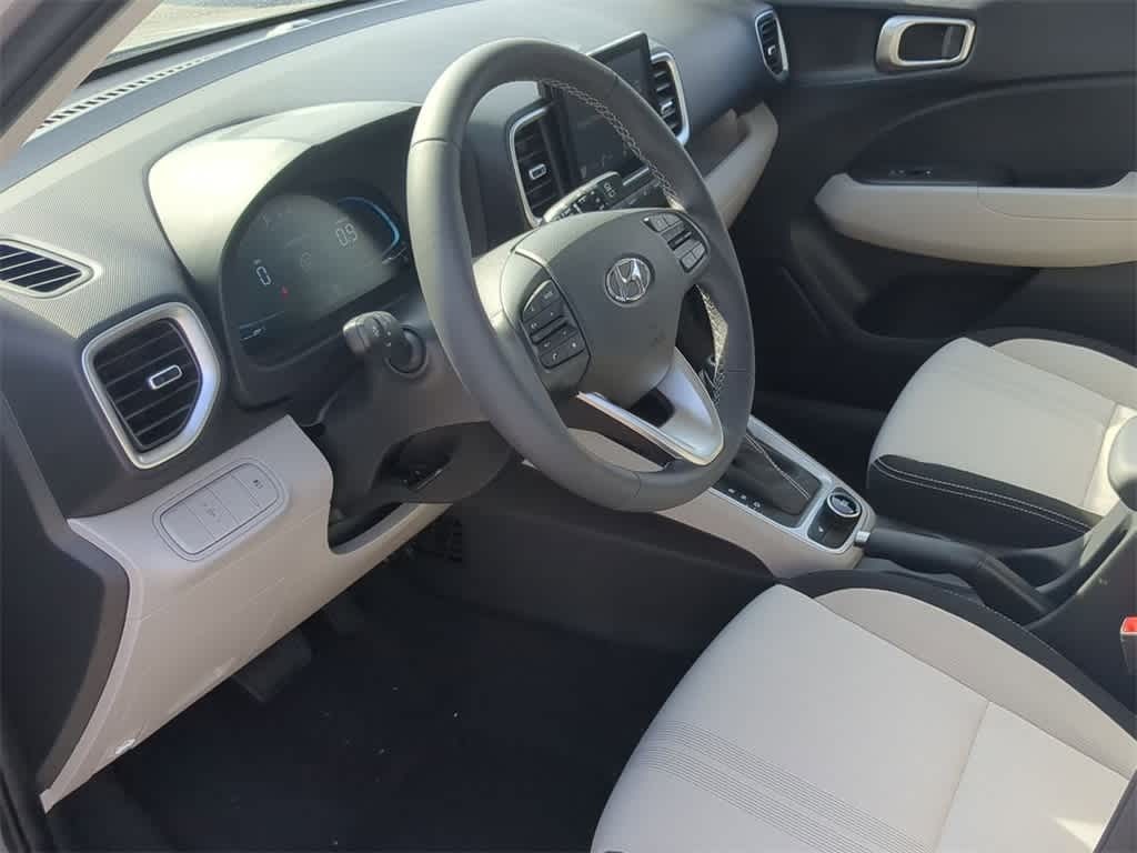 2026 Hyundai Venue SEL Image 32 of 33