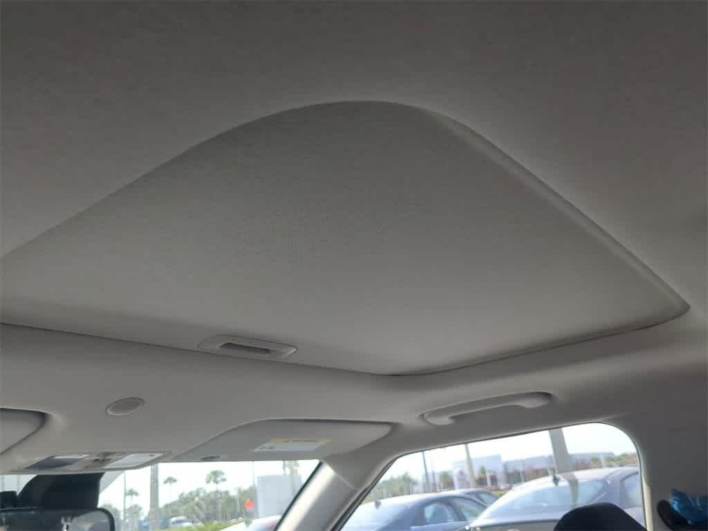 2026 Hyundai Venue SEL Image 16 of 33