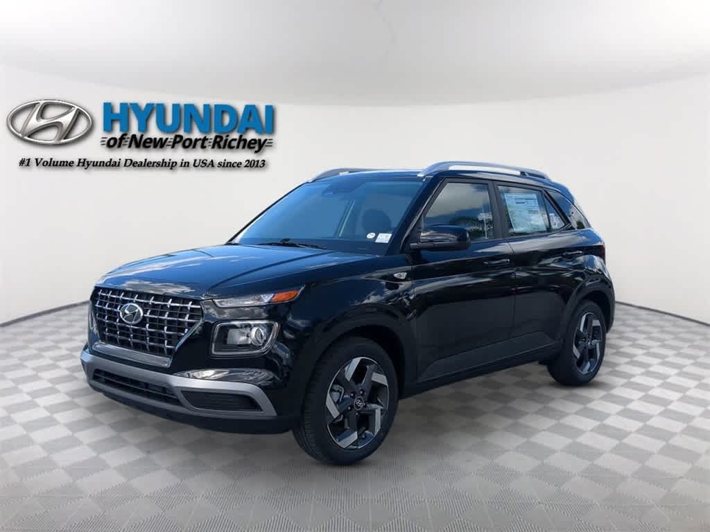 2026 Hyundai Venue SEL Image 1 of 33