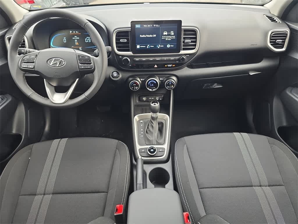 2026 Hyundai Venue SEL Image 16 of 32