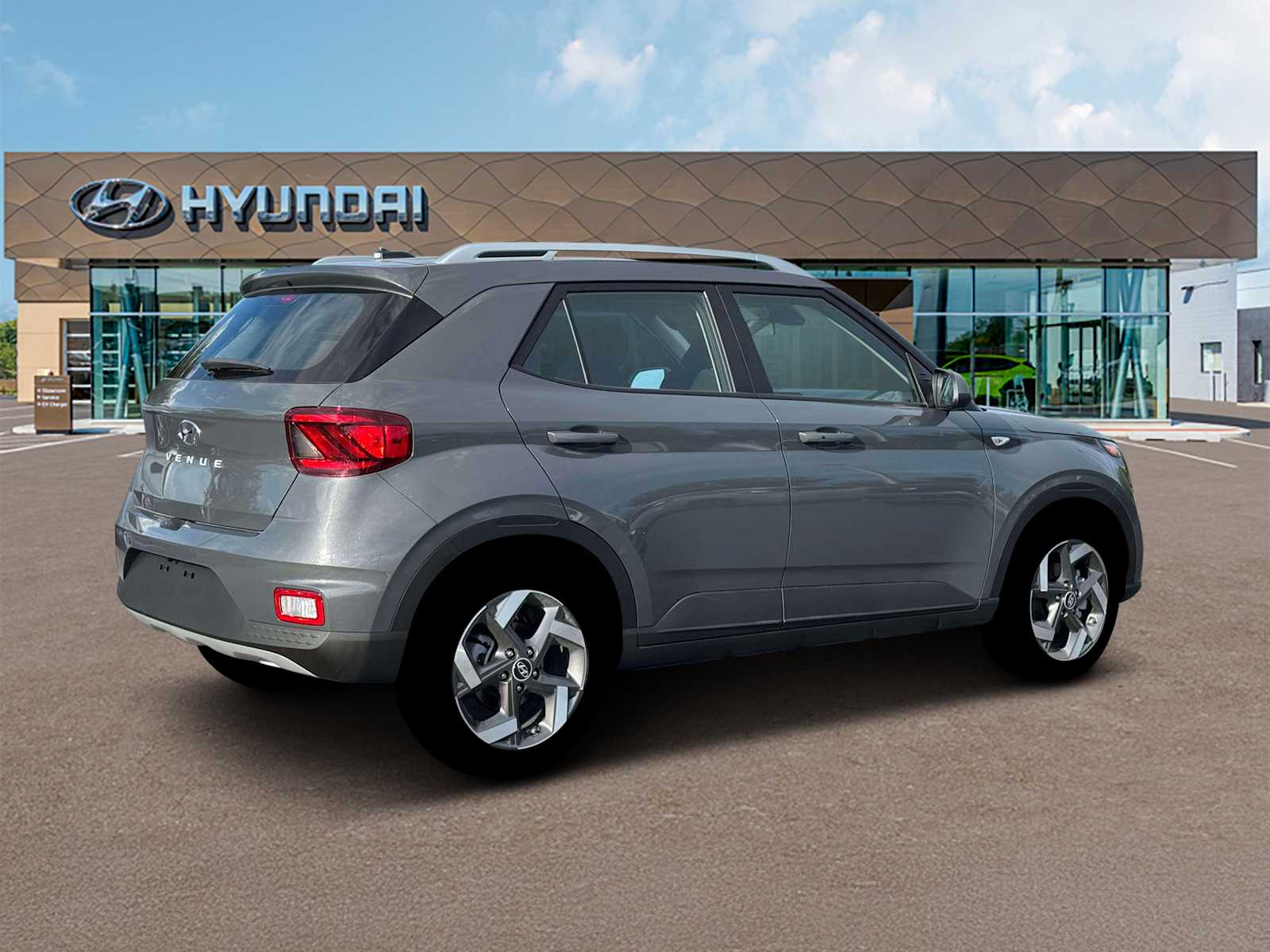 2026 Hyundai Venue SEL Image 8 of 19
