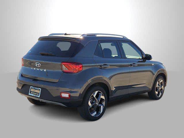 2026 Hyundai Venue SEL Image 6 of 34