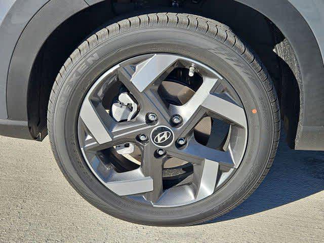 2026 Hyundai Venue SEL Image 11 of 34