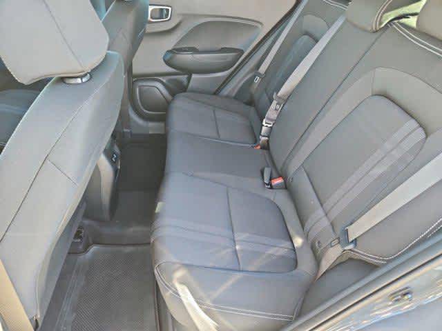 2026 Hyundai Venue SEL Image 17 of 34