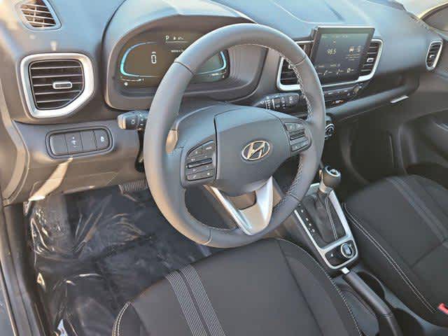 2026 Hyundai Venue SEL Image 19 of 34