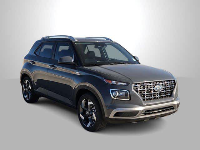 2026 Hyundai Venue SEL Image 4 of 34