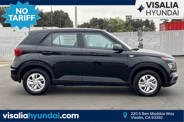 2026 Hyundai Venue SE Image 5 of 33