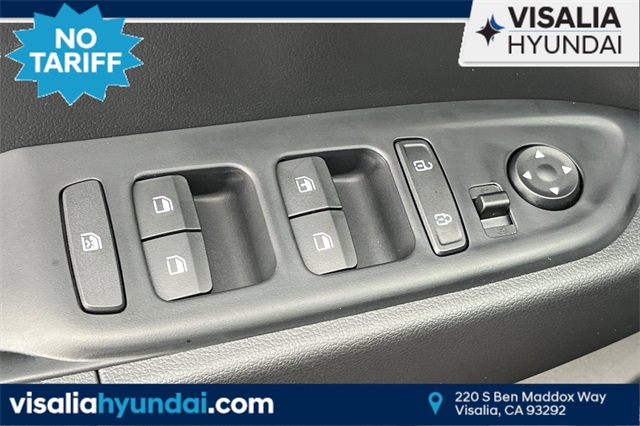 2026 Hyundai Venue SE Image 31 of 33