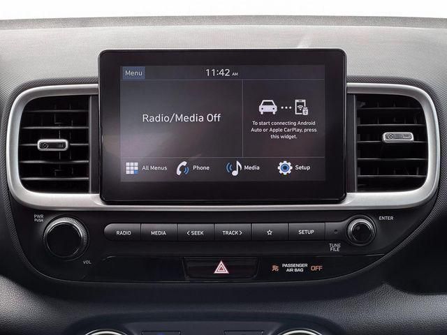 2026 Hyundai Venue SE Image 17 of 19