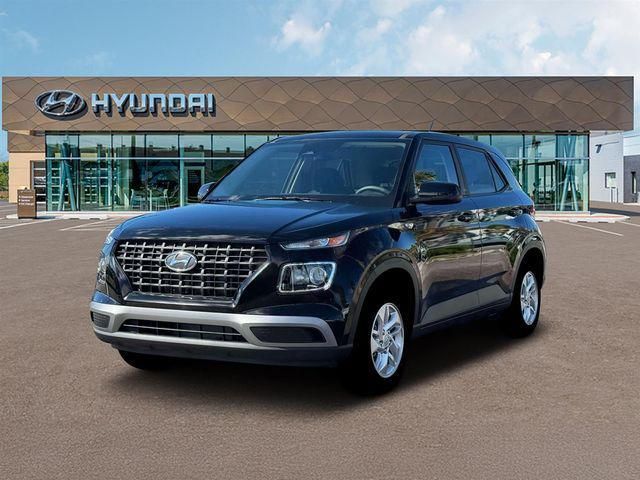 2026 Hyundai Venue SE Image 1 of 19