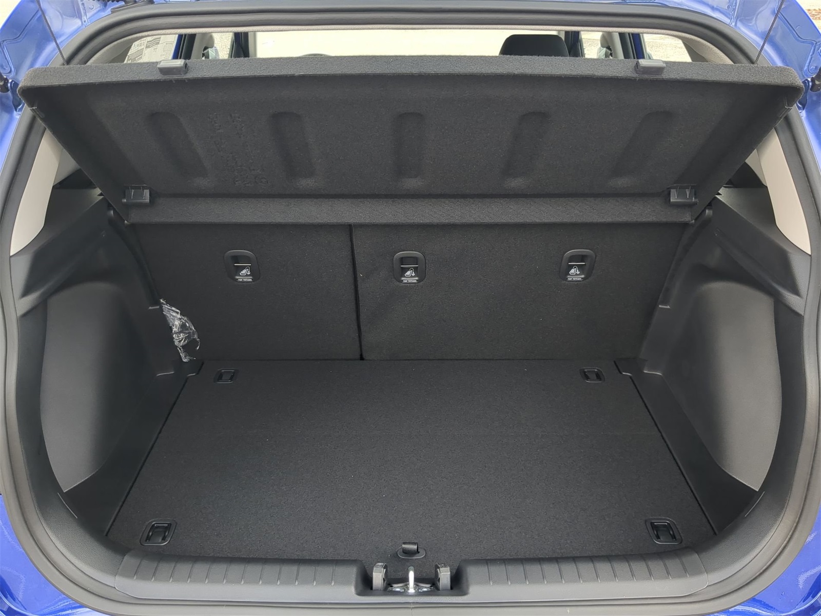 2026 Hyundai Venue SE Image 11 of 33