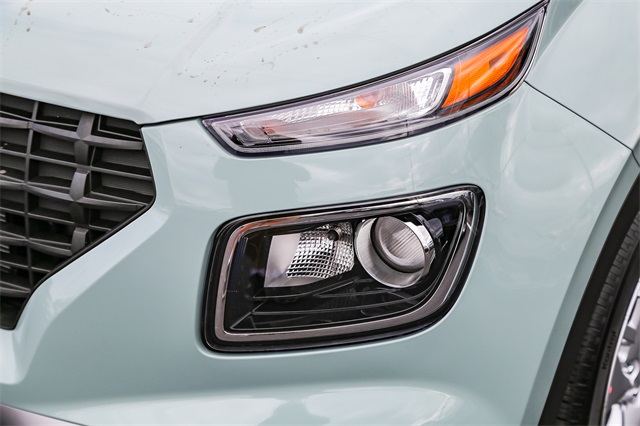 2026 Hyundai Venue SE Image 23 of 24