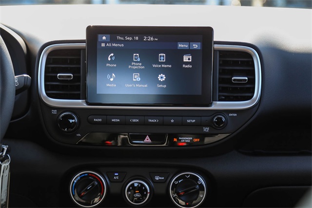 2026 Hyundai Venue SE Image 17 of 24